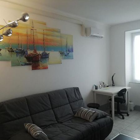 Pegase Meuble 3*** Apartment Fourchambault Exterior foto