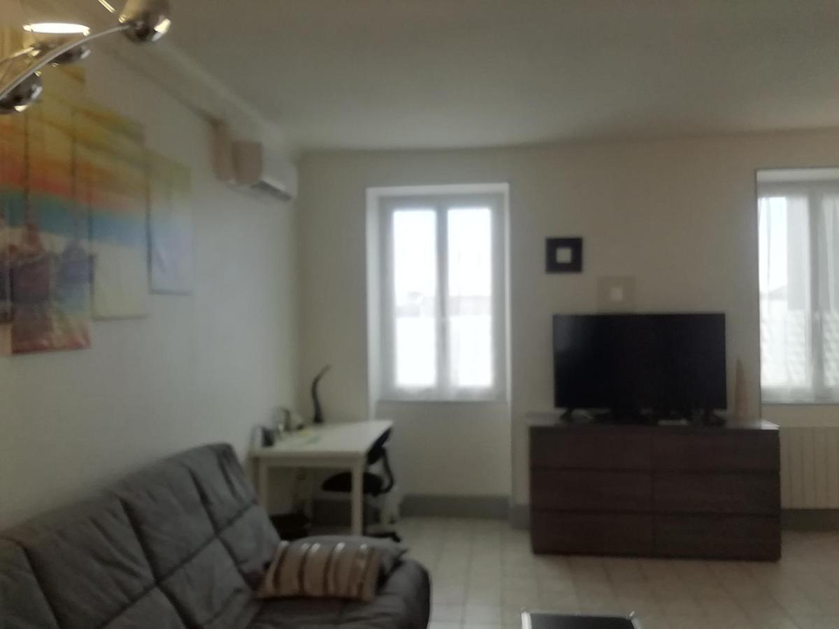Pegase Meuble 3*** Apartment Fourchambault Exterior foto